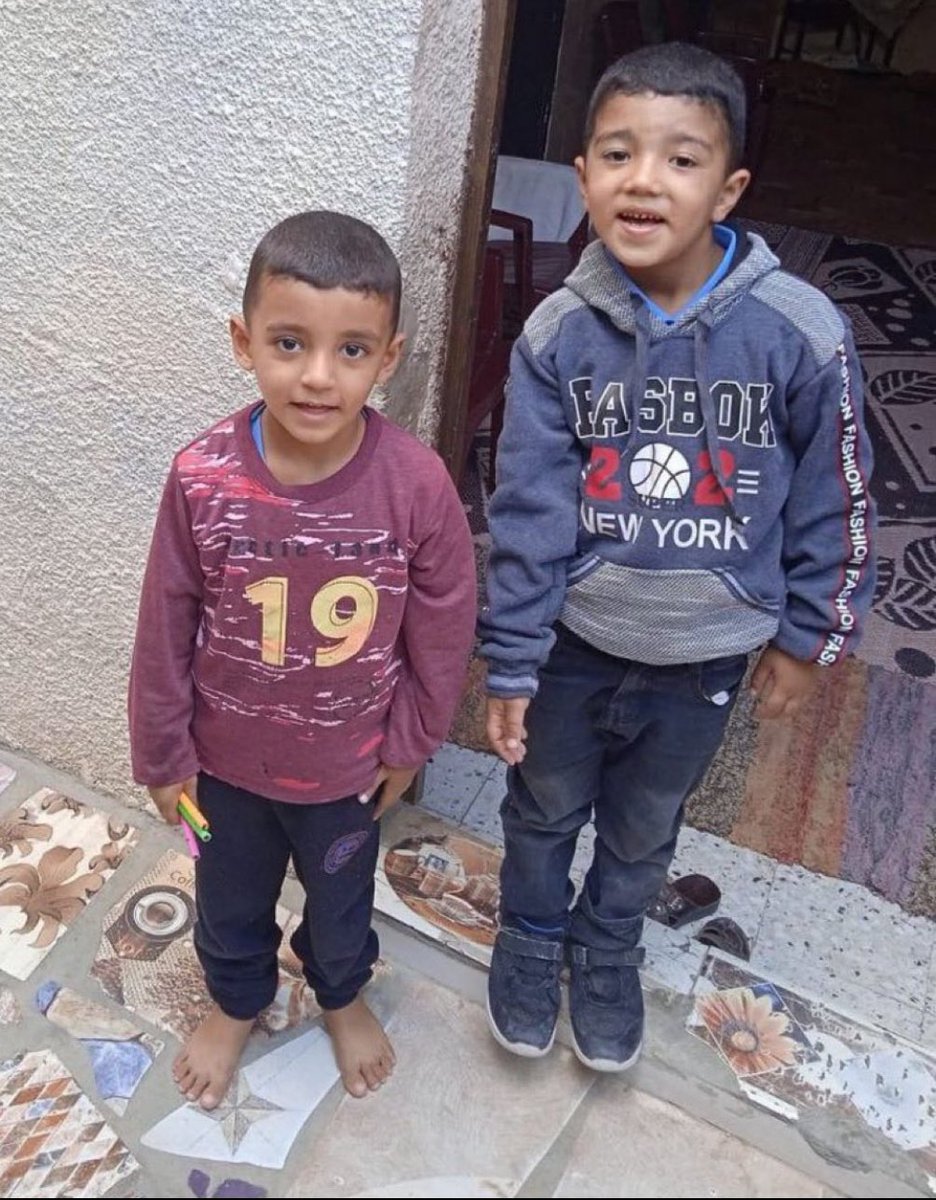 AssalRad's tweet image. The “suspects” who were “posing an immediate threat.”