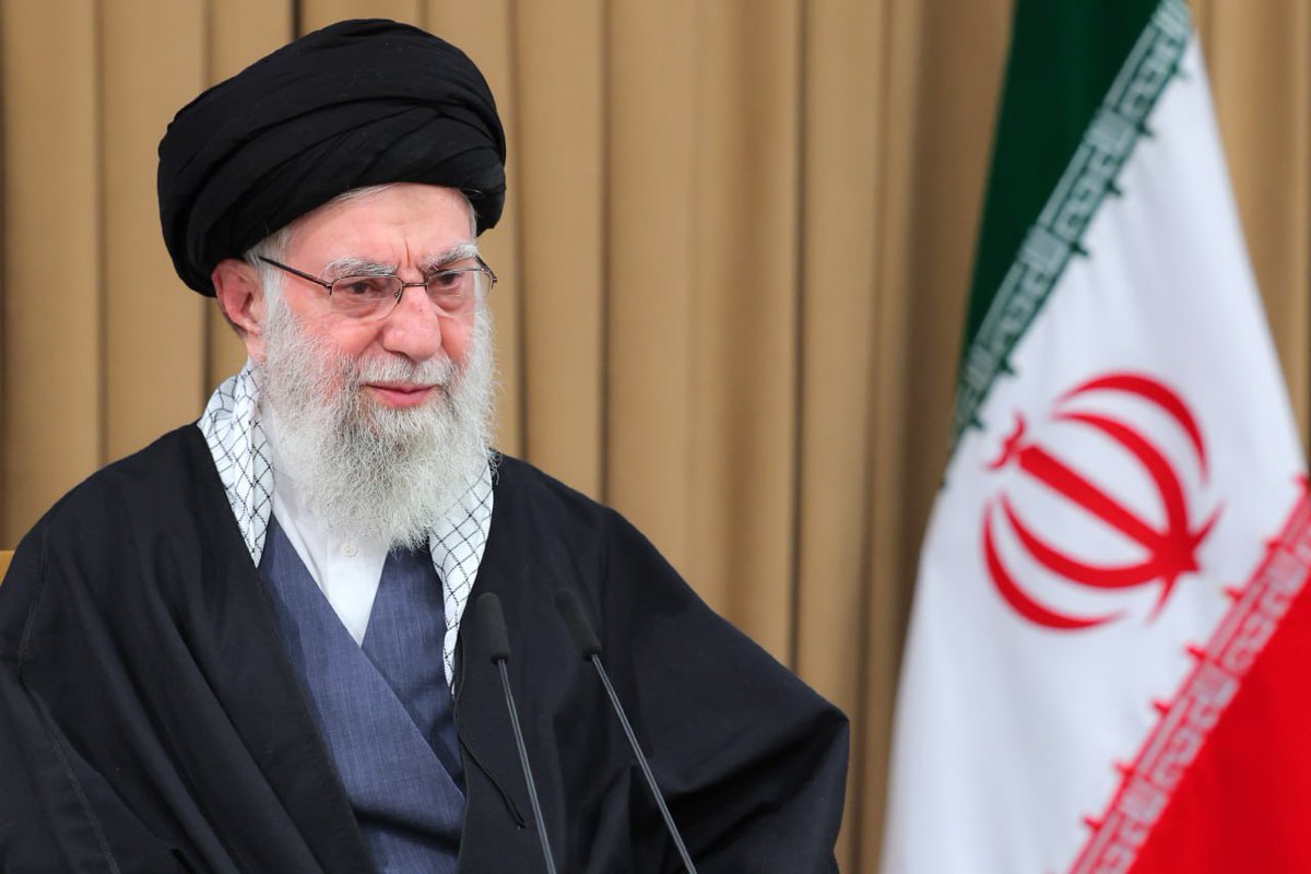 السید علي الخامنئی:
حزب الله لن يكون وحيداً في الحــ.رب المقبلة مع إســ.رائيل