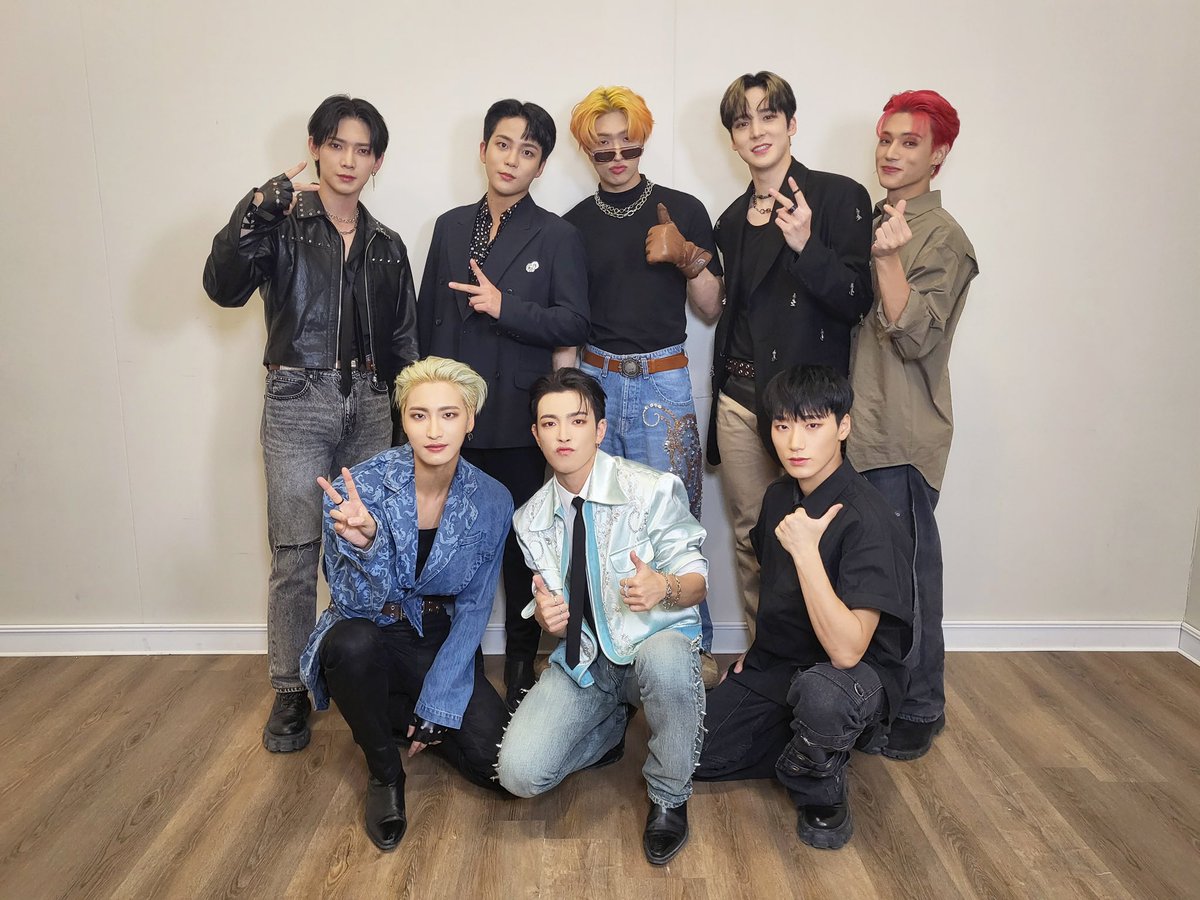 Hoon137's tweet photo. ATEEZ IN LOVE WITH SAUDIARABIA✨ https://t.co/E6cZprmnXY