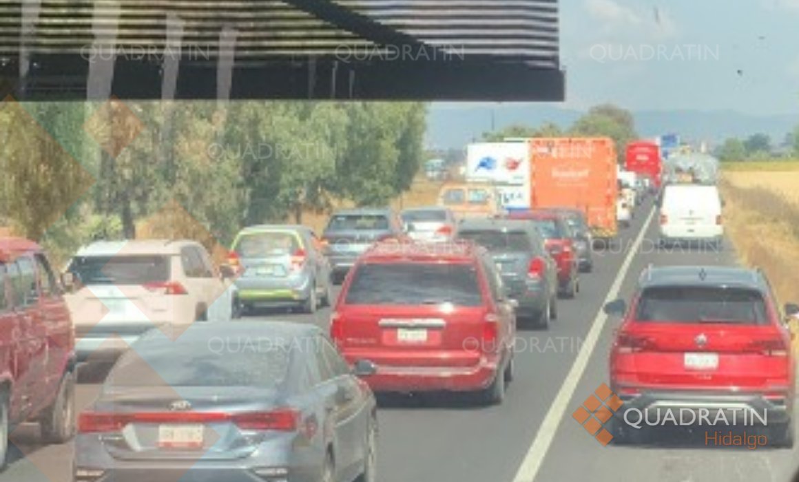 Quadratin_Hgo's tweet image. ⚠️ Accidente en la México-Pachuca ⚠️

La tarde de este sábado, se reportó un accidente vehicular sobre la carretera México-Pachuca, a la altura de Tolcayuca con dirección a Pachuca. Hasta el momento no se reportan heridos🚗💥🛣️

#LoVíEnQuadratín #Sucesos #Accidente