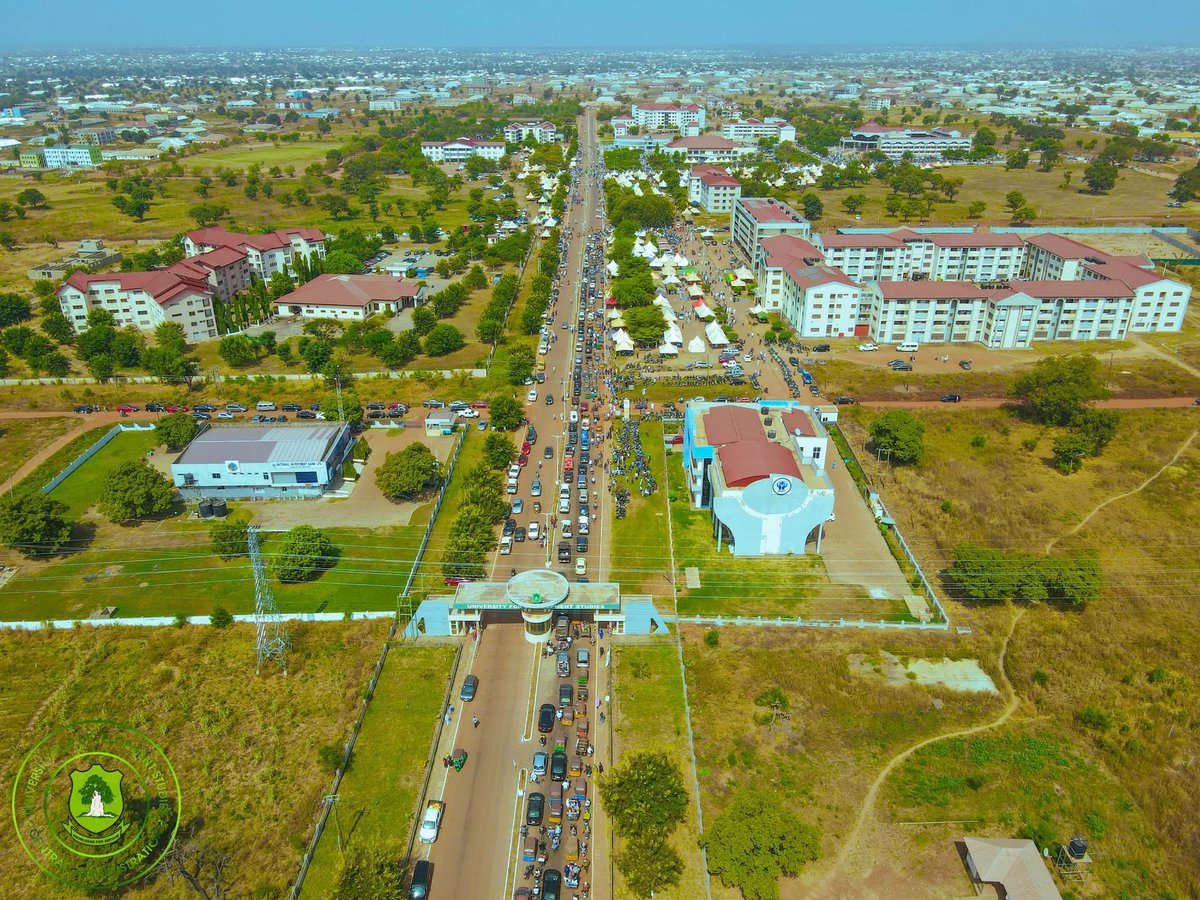 uds_official's tweet photo. ๐ Beautiful morning at UDS! Thousands celebrate the 26th Congregation as Class of 2025 graduates with joy & pride. Drone captures the excitement! ๐
#UDS26Grad #PrideOfTheNorth ( https://t.co/bs416C91jH