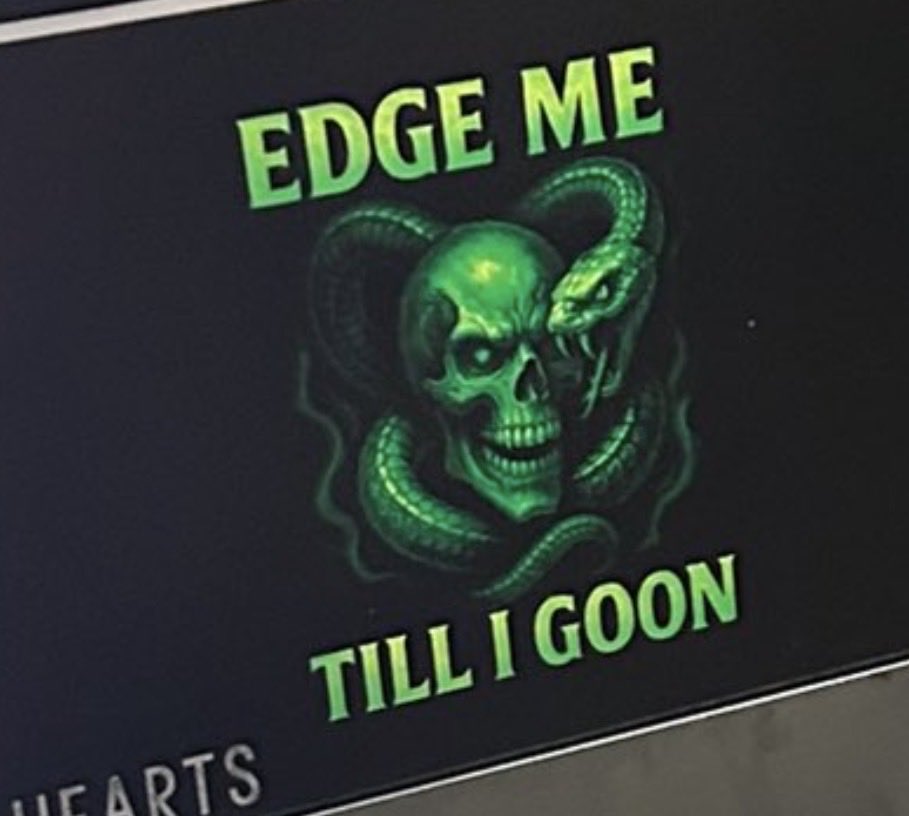 Sometimes cross contamination occurs between this account and my alt and I’m just like “boy wouldn’t it be funny to dm oomf and say some bullshit”