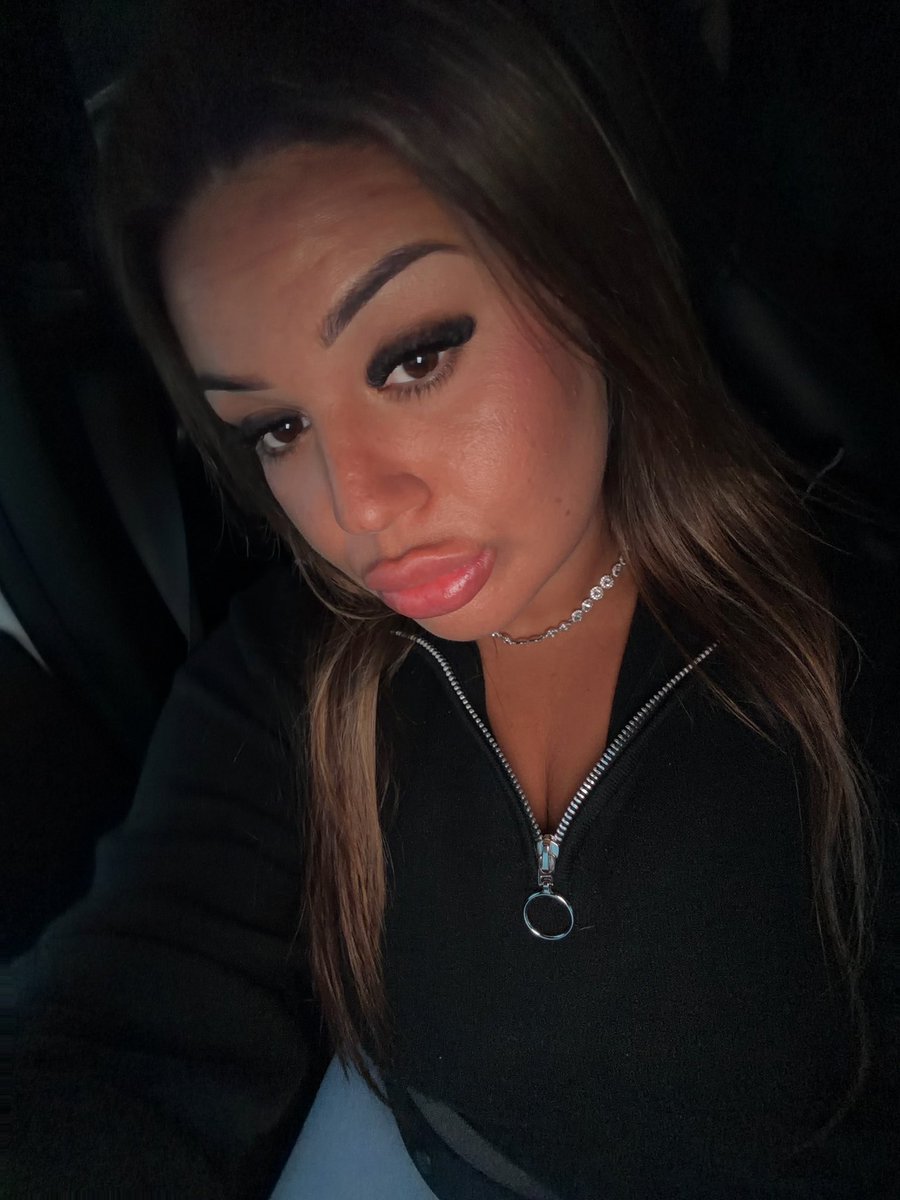 Godessafroditee's tweet image. I take everything and you thank me for it

Do u understand? 

RT if u agree 🧎