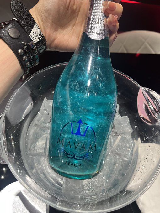 BlackMacaronのツイート