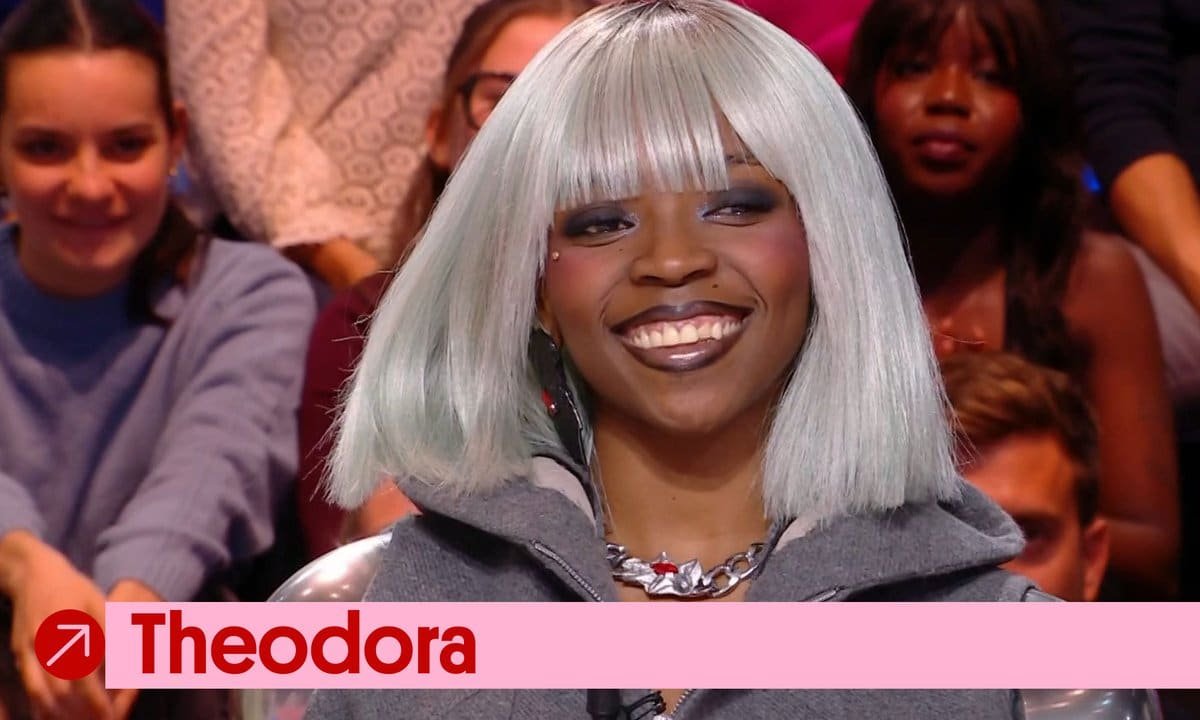 AlertesInfos's tweet image. 🇫🇷 &quot;Quand tu es une femme noire et que tu fais de la musique en France, tu dois te battre 5 fois plus. Parce que personne n’aime les femmes noires… On est dans un pays raciste&quot;, estime la chanteuse Théodora.