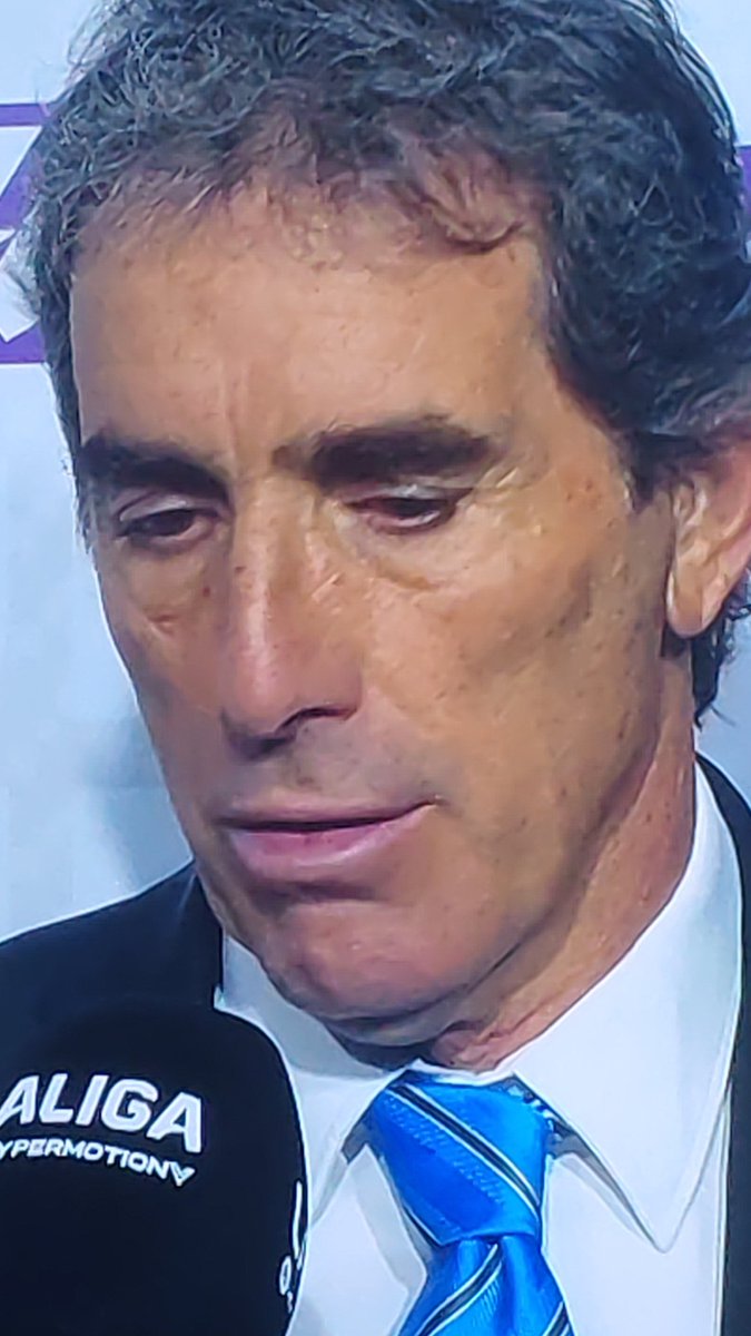 Bendita corbata <a href="/MalagaCF/">Málaga CF</a>