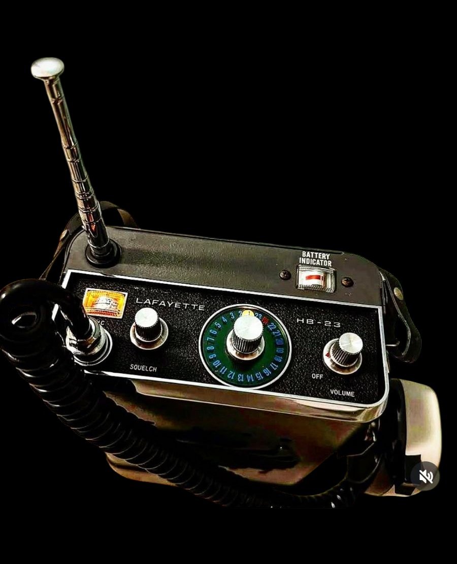 Lafayette HB-23
CB Radio Transceiver