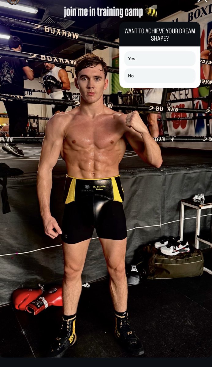 KinkyLadPro tweet media