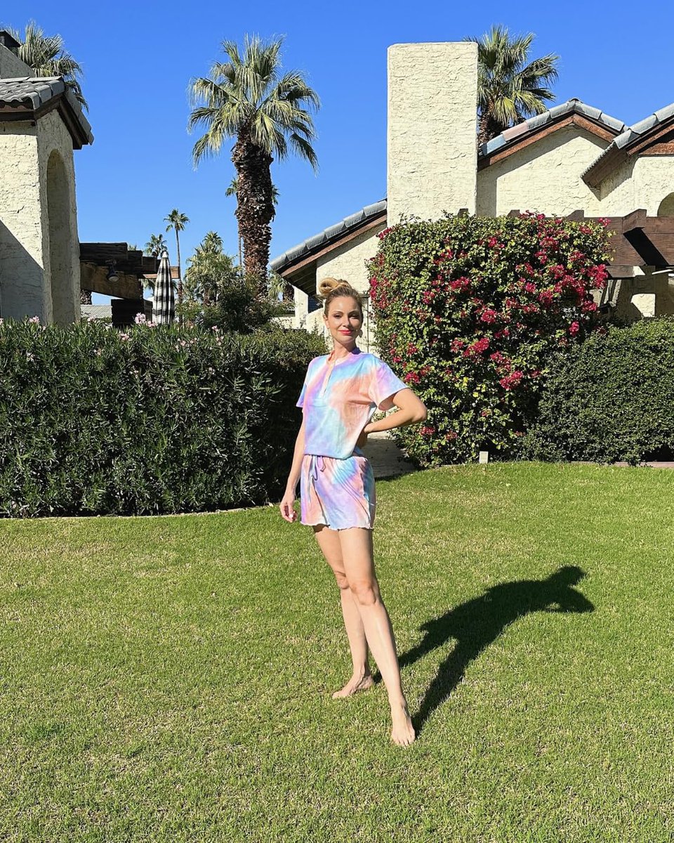 BubblyMoments's tweet image. Level up your cozy nights with this super-soft Tie Dye Pajama Set 🌙💖
Lightweight, comfy, and perfect for lounging!

Shop here: amzlink.to/az0LeIarvaPfT

#TieDyePJs #Loungewear #Sleepwear #CozyStyle #AmazonFinds