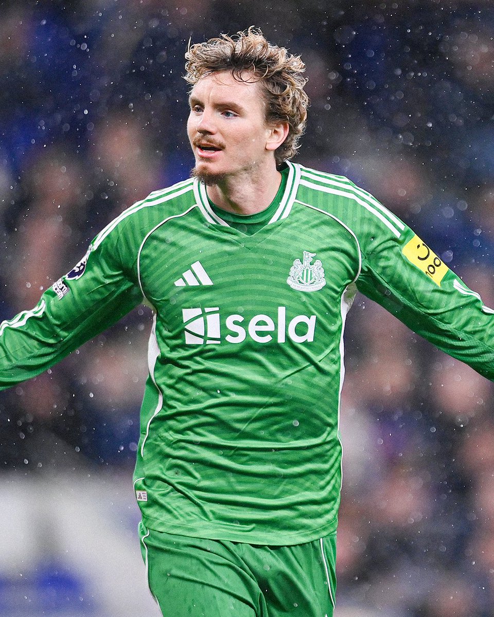 footballontnt's tweet image. Former Bayern Munich player, Karl-Heinz Rummenigge, said this when Nick Woltemade signed for Newcastle:

🗣️ &quot;I can only congratulate those in Stuttgart for finding - I&apos;ll use quotation marks here - an idiot who paid that much money. Because we certainly wouldn&apos;t have done that in…