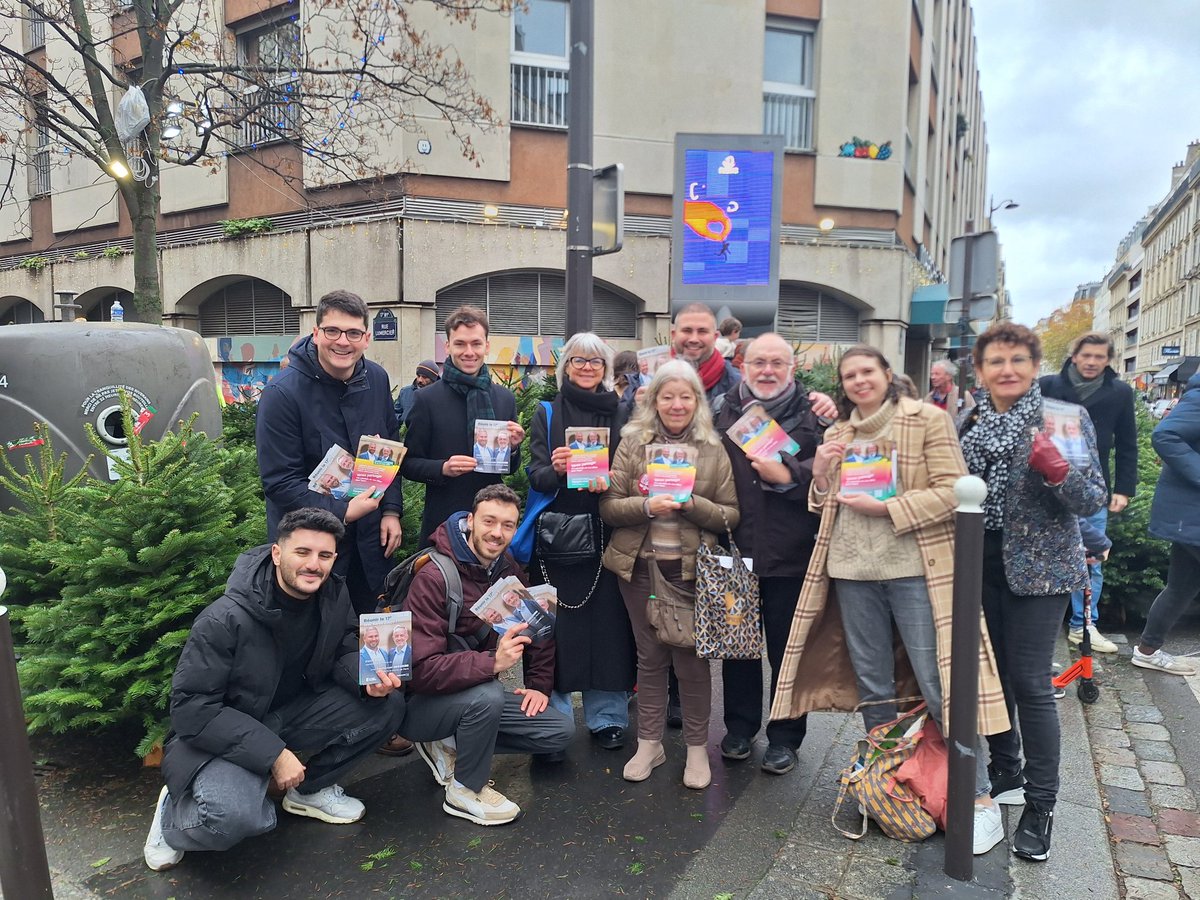 Grande opération aujourd'hui le long du tram Nord avec <a href="/egregoire/">Emmanuel Grégoire</a> <a href="/Karim_Ziady/">Karim Ziady</a> et les militants de tout Paris !
#gregoire2026 #toussurlepont