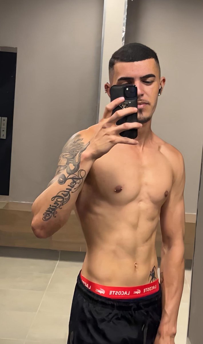 gazinpr's tweet photo. Treinado🥵 https://t.co/XmAMFpGmac
