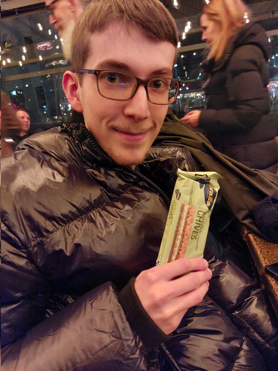 TeamPepsMAX's tweet image. "J'avais un teammate à l'époque il est comme Dip, il est trop con"
- SoOn, 2025