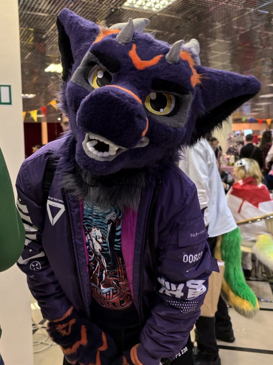 kobrre's tweet image. Can I help you ?
📸:@philippsilver