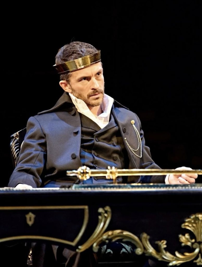 Jonathan Bailey has been nominated for Best Actor at the Evening Standard Theatre Awards for his brilliant performance in Richard II 🖤