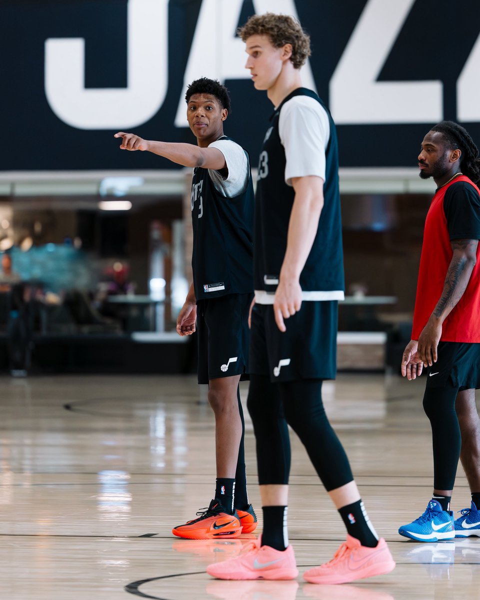 utahjazz's tweet image. keep working, keep building 🧱

#TakeNote