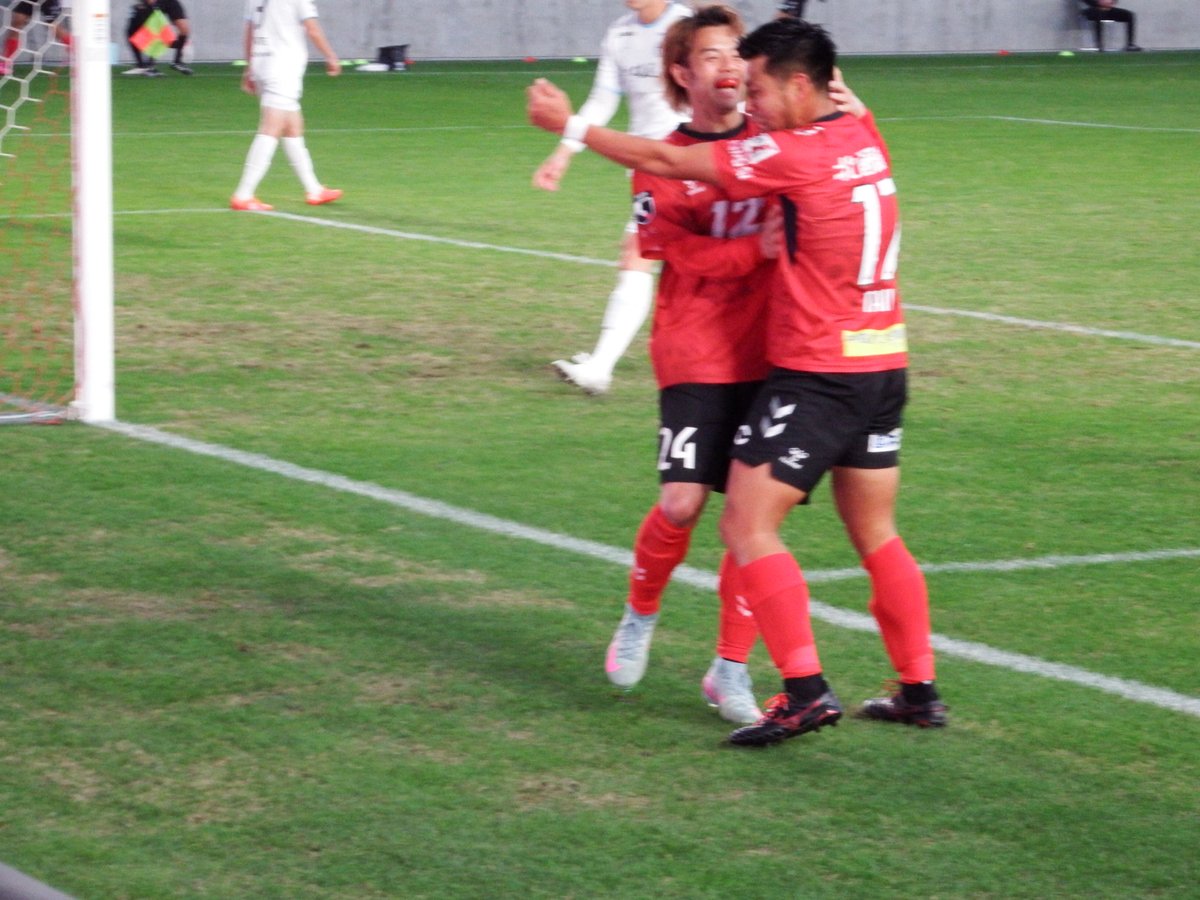 Soushi178's tweet photo. #ツエーゲン金沢
#GoToJ2
#辻田金沢
#加藤大樹

H鹿児島戦の自分的ベストショットは1枚目の写真

✴昇格への執念の雄叫び✴ https://t.co/Zg861keCiA