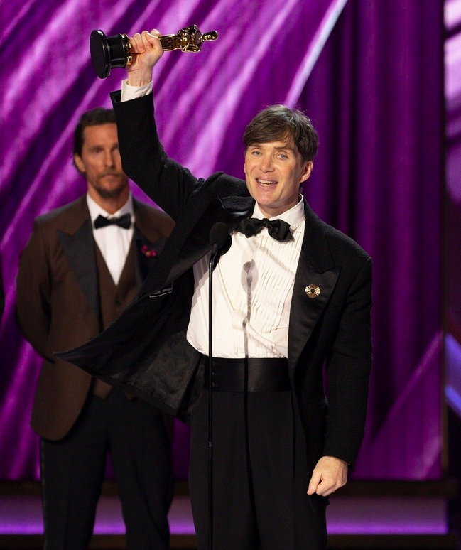 One of the most deserved Oscars of all time.