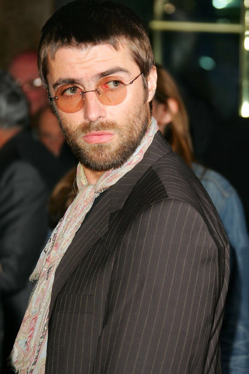 nat saw oasis 💫 tweet media