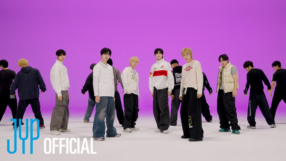 KickFlip(킥플립) 2025 MAMA AWARDS Dance Practice “Dance battle+처음 불러보는 노래+상남자”

youtu.be/sAIBwGHYd18

#KickFlip #킥플립
#처음_불러보는_노래 #My_First_Love_Song
#상남자 #Boy_In_Luv