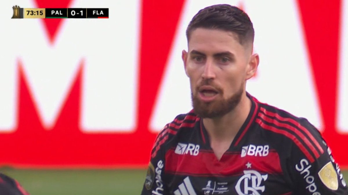 TouchlineX's tweet image. 📸 - JORGINHO IS MINUTES AWAY FROM WINNING THE COPA LIBERTADORES!

HE COULD BECOME THE FIRST ITALIAN EVER TO WIN BOTH COPA LIBERTADORES AND CHAMPIONS LEAGUE!

HE COULD BE COME ONE OF THE FEW PLAYERS IN HISTORY TO WIN BOTH COMPETITIONS!