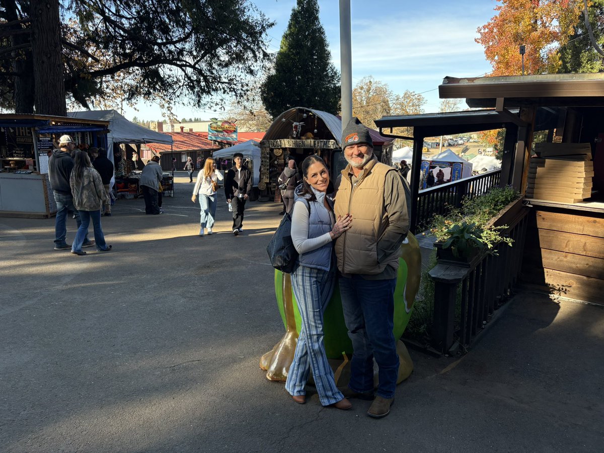 Beautiful day in <a href="/AppleValleyCA/">Town of Apple Valley</a>