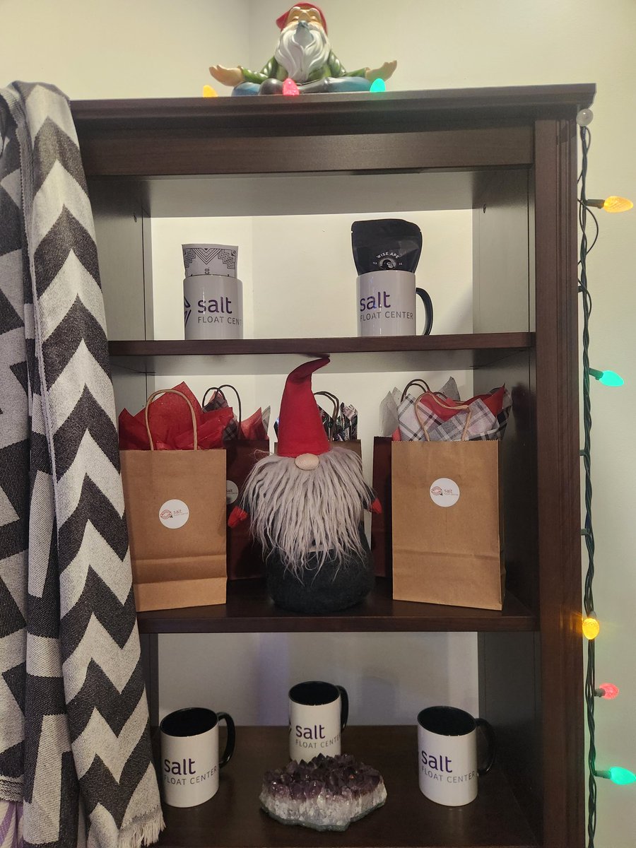 saltfloatcenter's tweet photo. SHOP SMALL THIS WEEKEND! Support local business AND get an amazing deal!
https://t.co/4k5SoXuW9G
Float Sessions and Gift Cards ONLY $65! The Salt Float Center HOLIDAY SALE ends soon so don't miss our biggest deal of the year! 
❄️
Happy Holidays Float Fam! https://t.co/TuezK5qoEQ