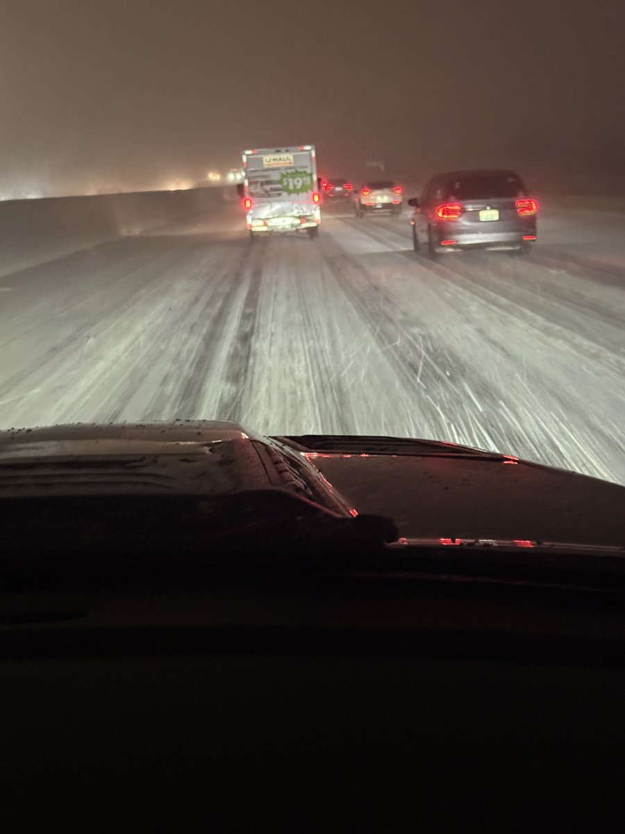 KGoBlue10's tweet image. I understand why Ryan Day decided to fly…. These roads are absolutely fucked.
