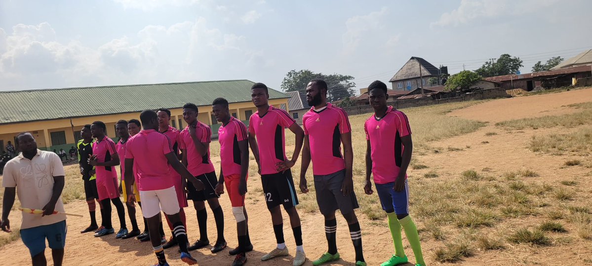 TKELECTRIC77341's tweet image. LSHA UPDATE ⚡️ 🇳🇬

After a close contest btw Oke Ijebu &amp;amp; Odo Ayedun, that saw d game ends in a Tie (2:2), Oke Ijebu proceeds to the next round, triumphing through d PK in the #UnityCup Competition.

Stay Tuned for more…

#LeadershipSummit&amp;amp;HeroesAward2025.
Sponsored: @RtToba