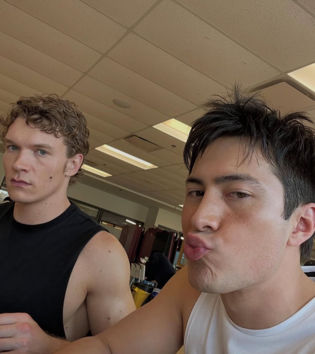 chaotickraken91's tweet image. I WILL PROTECT THEM WITH MY LIFE