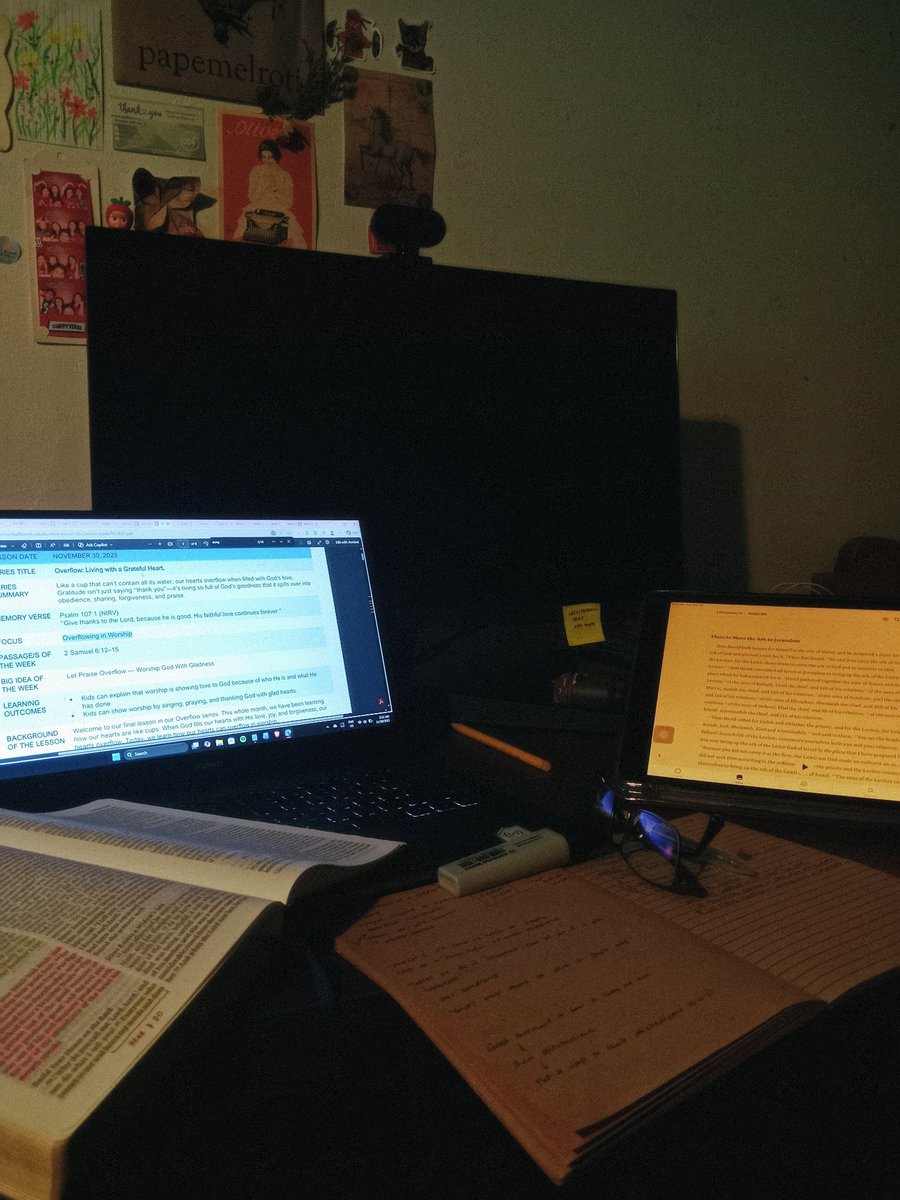 patchwork_st's tweet image. large group teacher today (⁠ ⁠◜⁠‿⁠◝⁠ ⁠)⁠♡ grateful to be entrusted to carry out major responsibilities in the ministry. grateful for the trust, and grateful for Jesus for giving me the ability 💕 Happy Nov 30th!