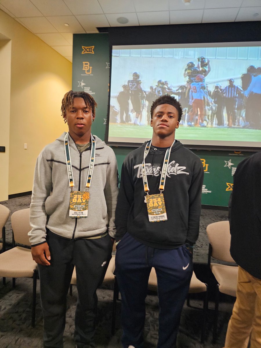 D’corian Warren tweet media