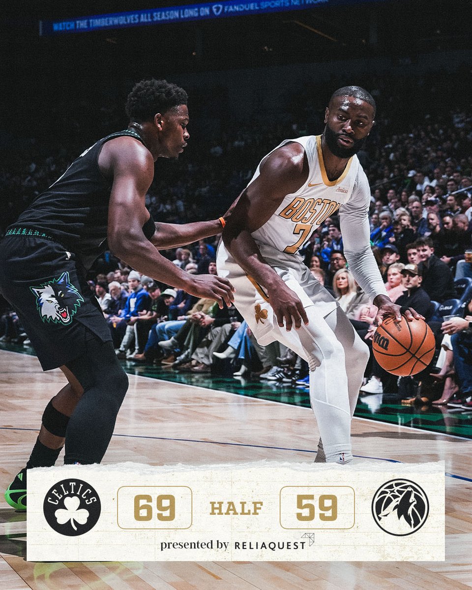 Taking the lead to halftime 👏 