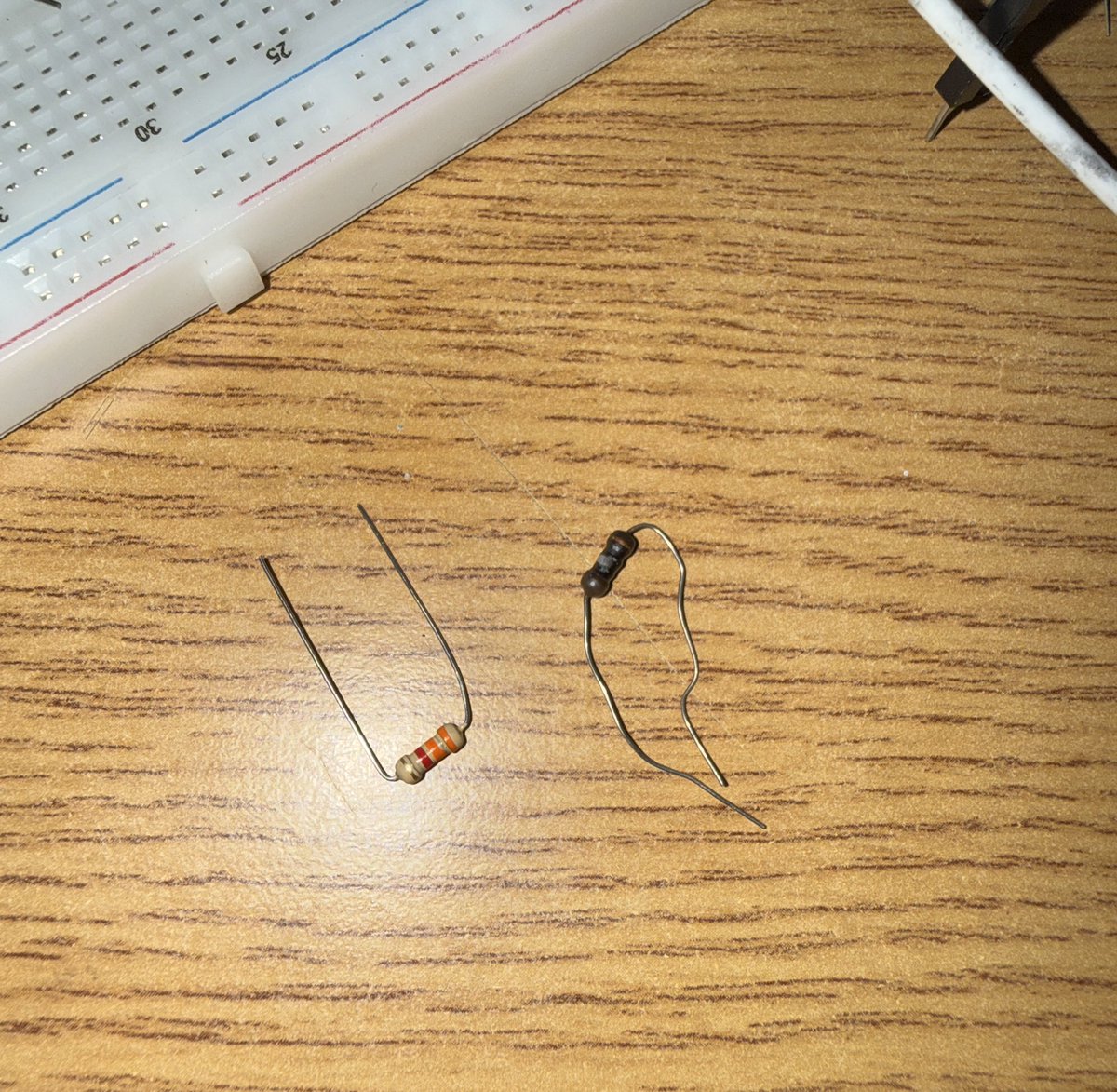 ممكن منستخفش بال sun block يا بنات