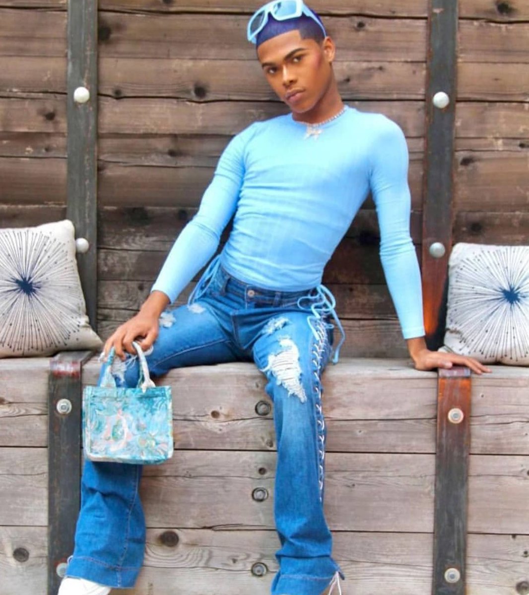 🖕🏾🌊✨ tweet media