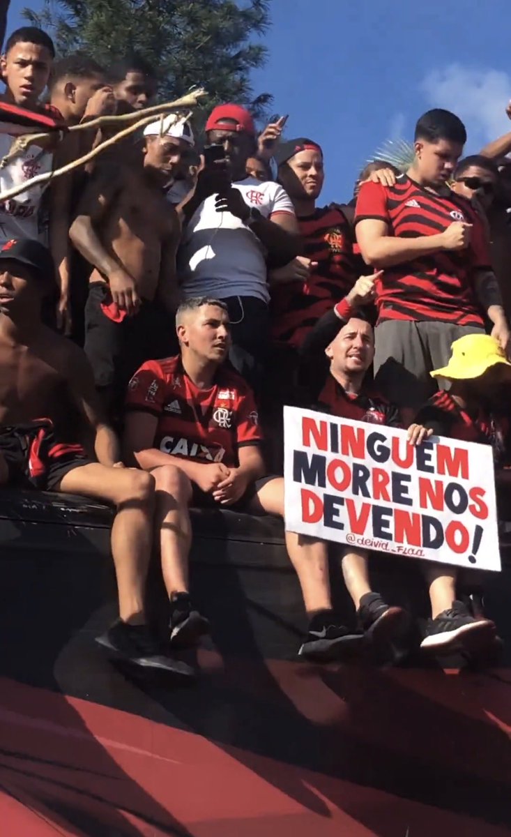 NINGUÉM MORRE NOS DEVENDO!