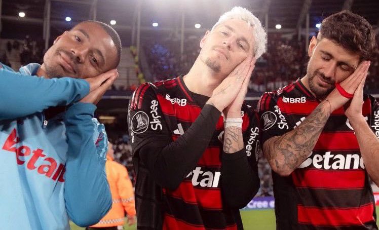 Misión cumplida.

¿Qué más les queda ganar, que no sea la Sexta con Peñarol?

A laburar esa gestión.