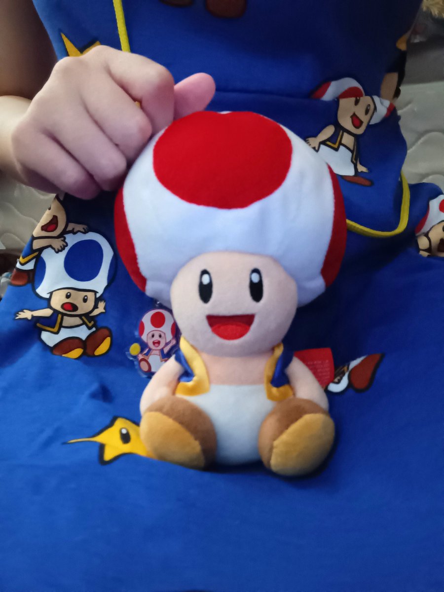 BrunAmitie's tweet image. also bought a new bag to go along w/ the dress what do you guys think...?