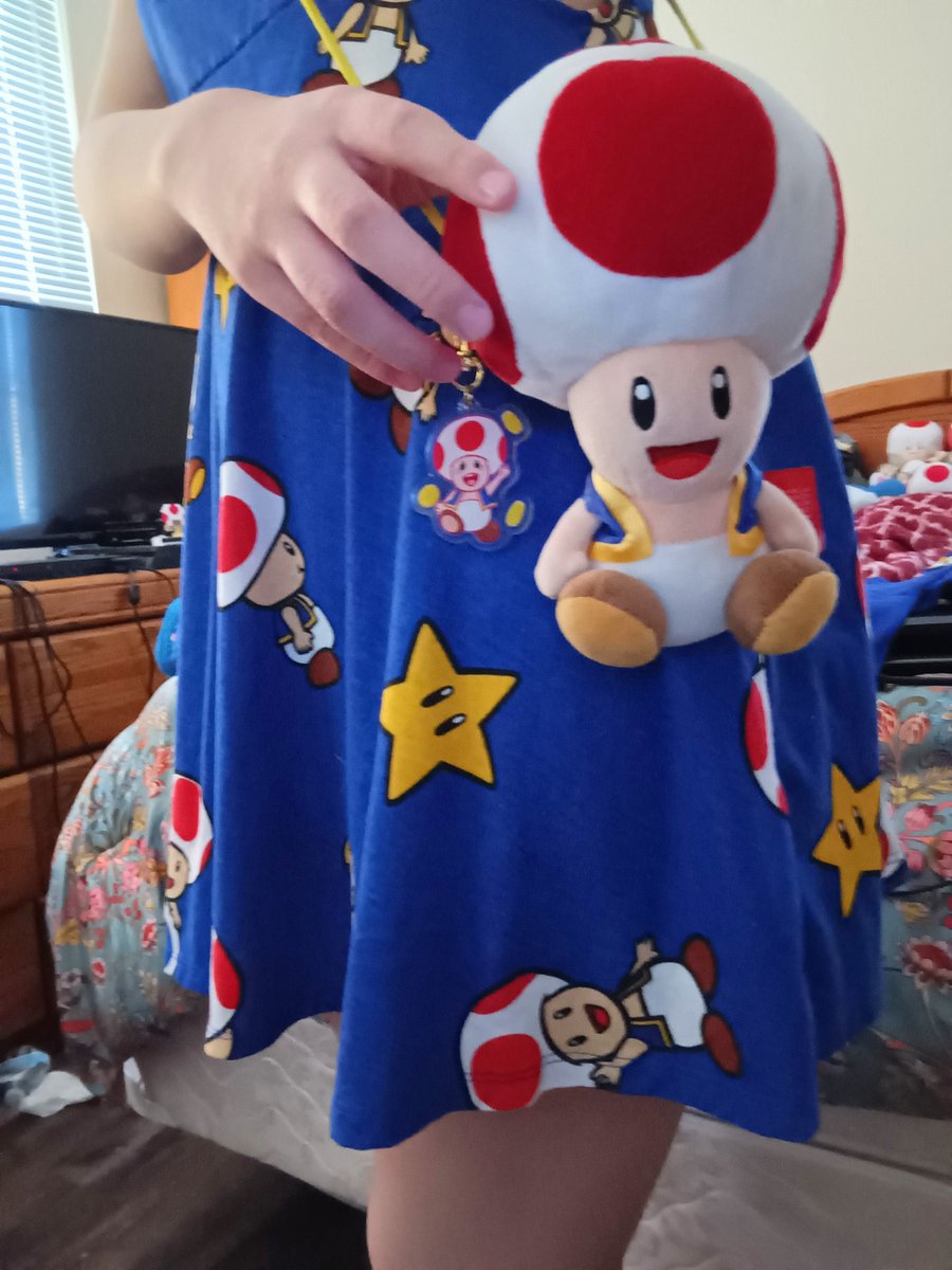 BrunAmitie's tweet image. also bought a new bag to go along w/ the dress what do you guys think...?