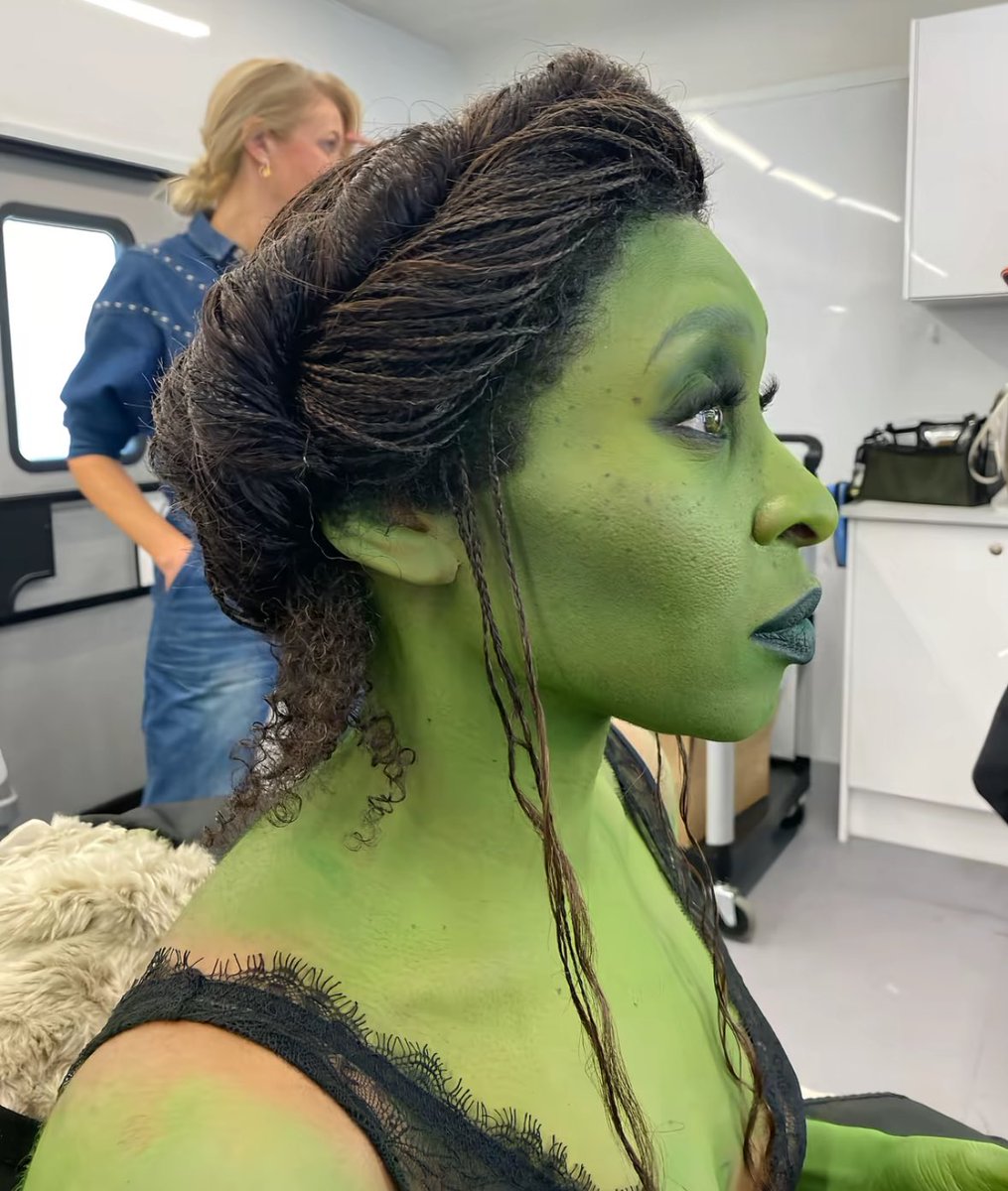 FIYERCR0WS's tweet image. oh my god ????