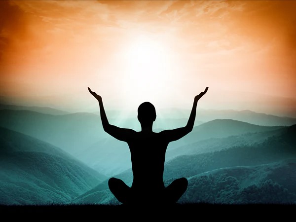 🌿✨ सबसे सुंदर स्थान ✨🌿
ब्रह्मांड में करोड़ों स्थान हैं—
पहाड़, नदियाँ, जंगल, समुद्र…
लोग कैमरे लेकर दौड़ते हैं, तस्वीरों में सुंदरता कैद करते हैं,
पर अंत में थककर वही सवाल करते हैं—
"आख़िर असली सुंदरता कहाँ है!
और जवाब… हमेशा से यहीं था —
आपके भीतर। 🔱
जब मन भीतर लौटता है,