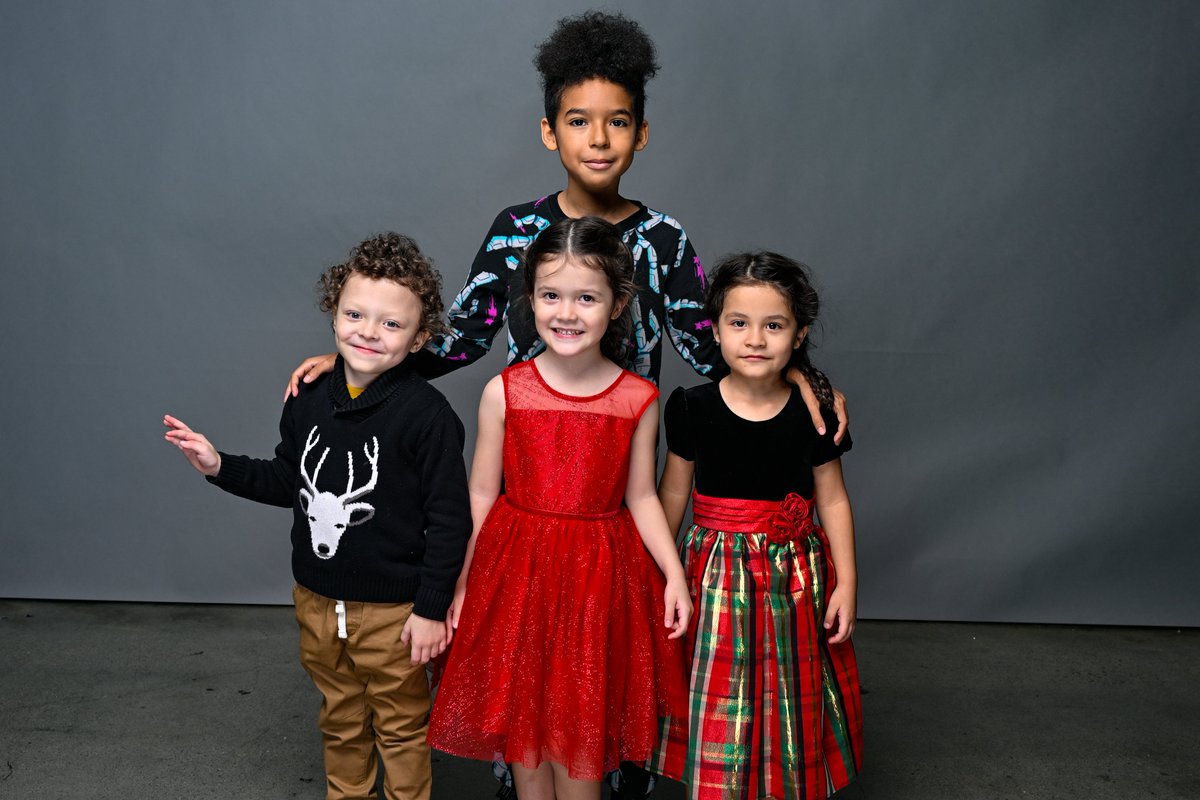 HelpPortraitVan's tweet image. Nely and her kids were absolutely adorable. Four kids including triplets! We were so happy to have her and her children come in this morning. #helpportrait #ugm @ugmvancouver