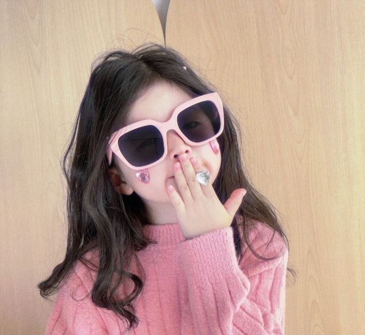 Happy Sunday! 
Relax, recharge, &amp; enjoy the little moments today. ☀️💖