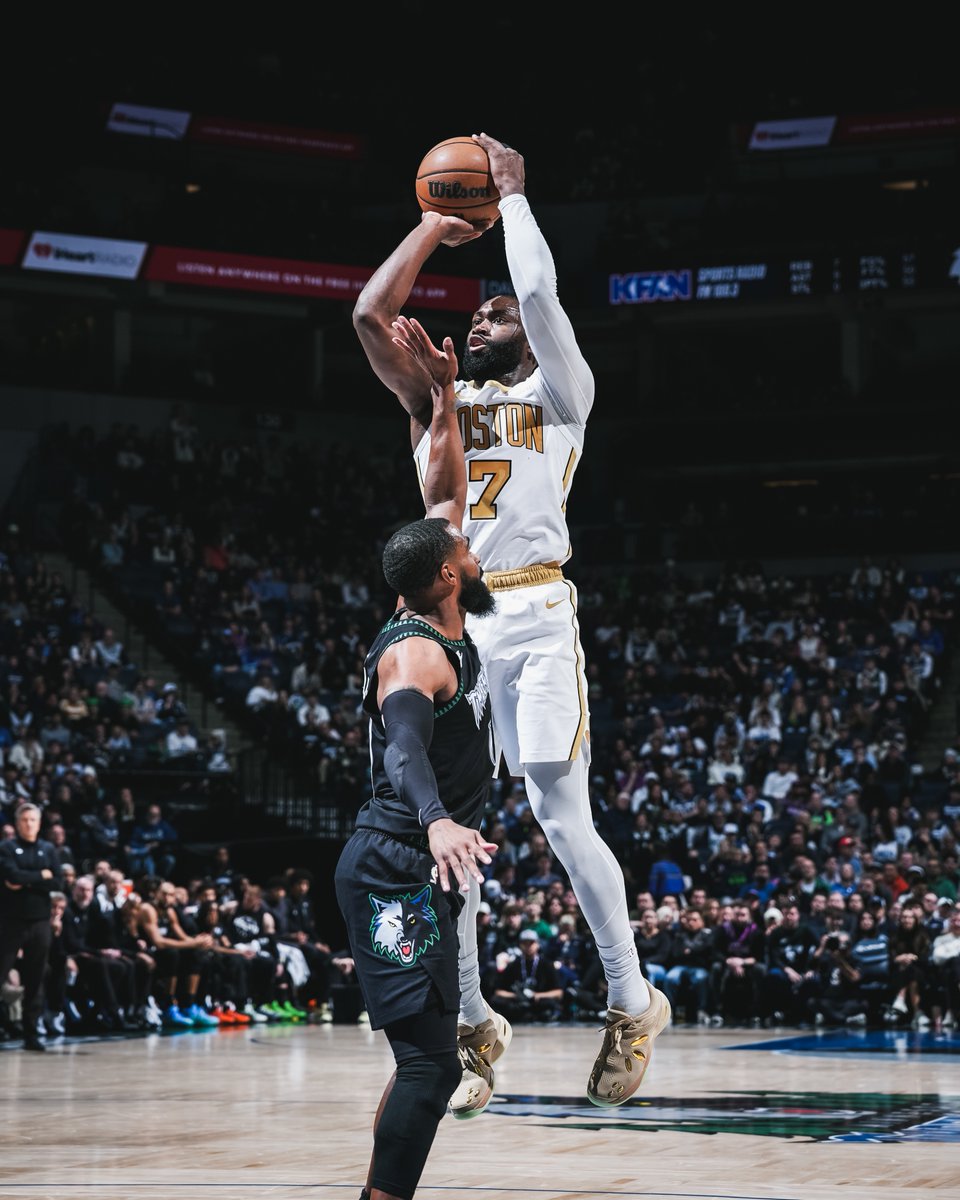 JB is the first player in the play-by-play era to record at least: 

27 points
5 rebounds
5 assists
3 steals

in the first half 🤯 