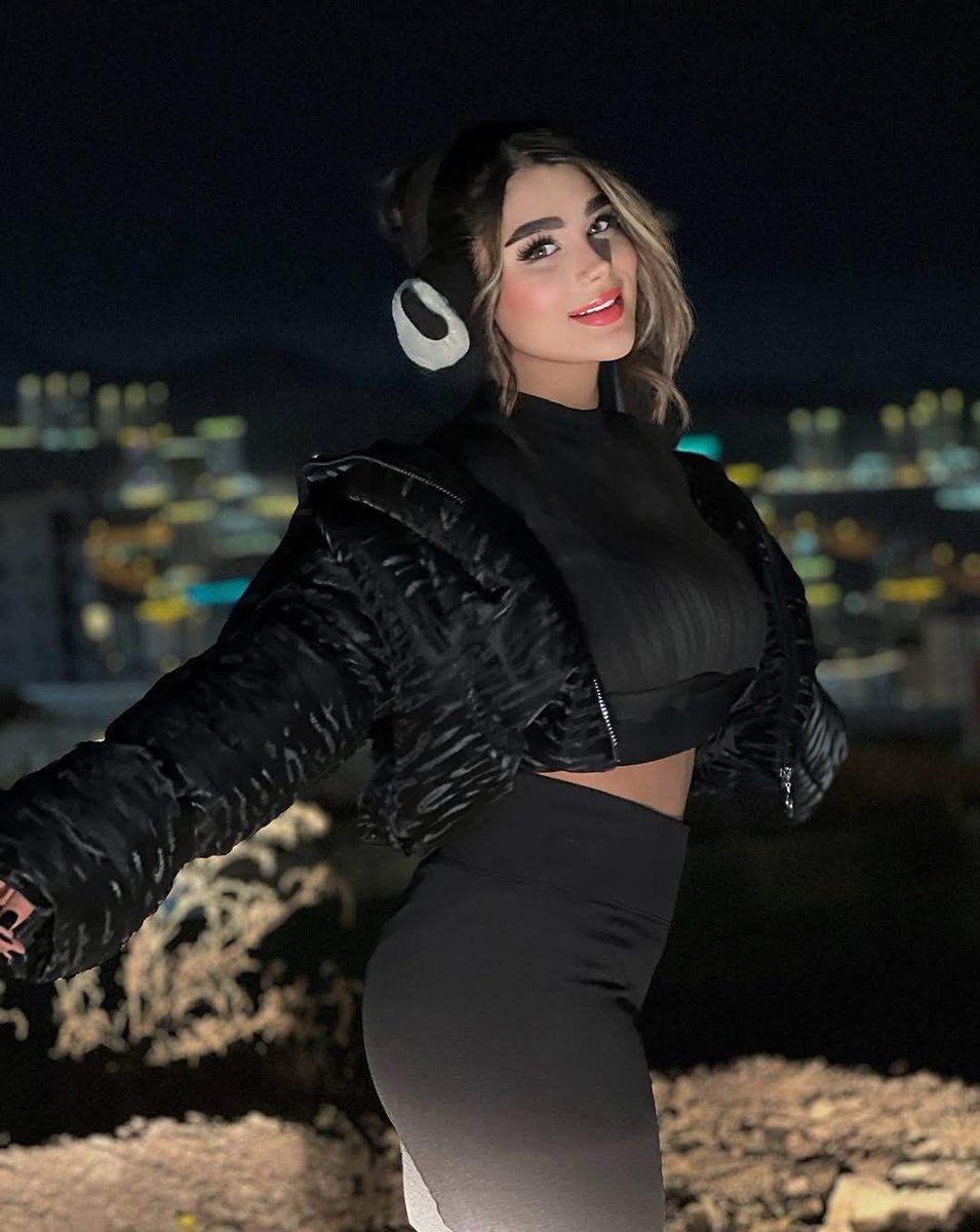 गुड मॉर्निंग दोस्तों 
   कैसे हो आप 
जग गये या सो‌ ही रहे हो अभी तक