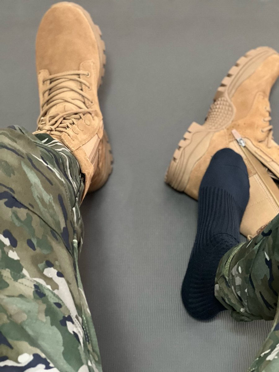 攻疼腥一 tweet media