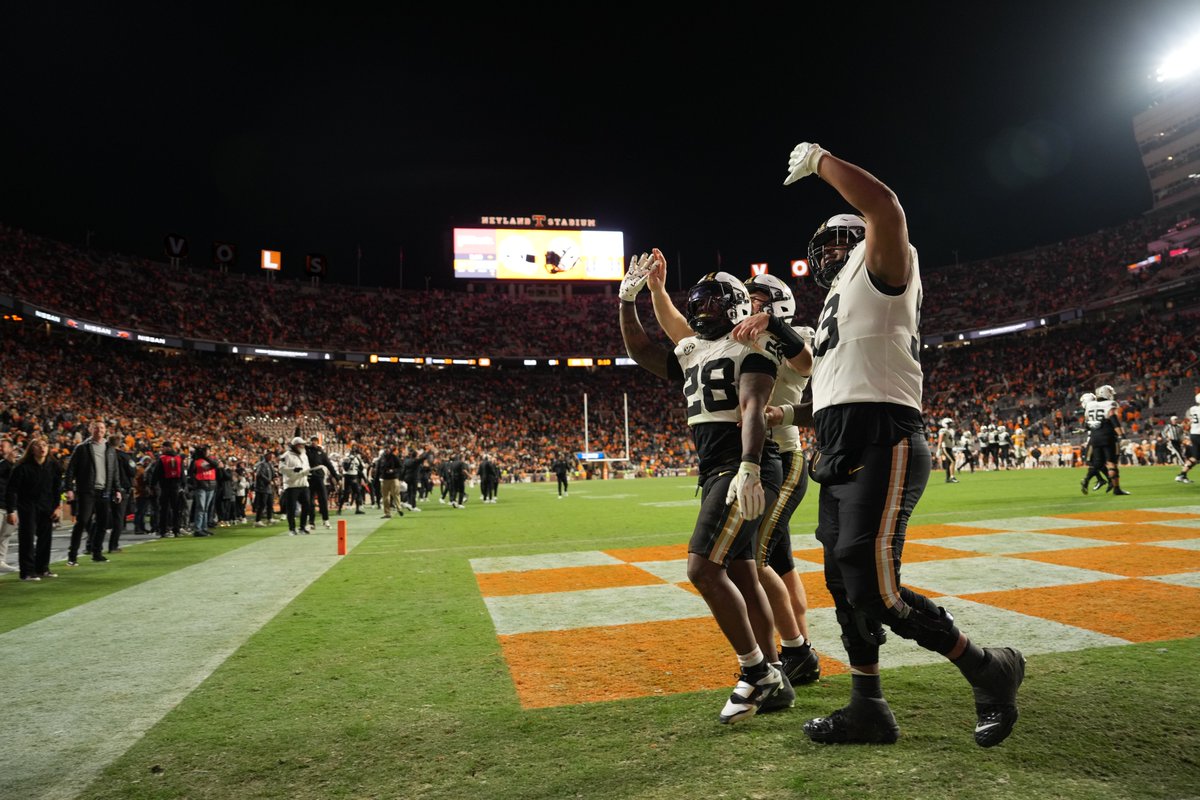 VandyFootball's tweet image. Can’t spell VOLS without the L 😏