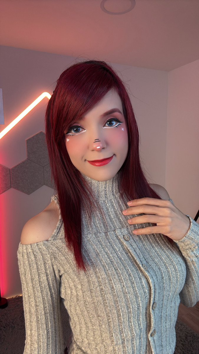 Nos vemos para el stream con asmr❤️