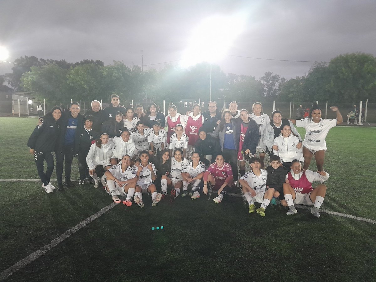 ElfutbolQAC's tweet image. CON EL TIRO DEL FINAL 🇫🇮

Las cerveceras ganaron con el tiro libre del final de Dalma Maldonado y con una tapada espectacular en el PT de @MaiaVilalta

@qacoficial #femenino 1️⃣
#ElFronton 0️⃣