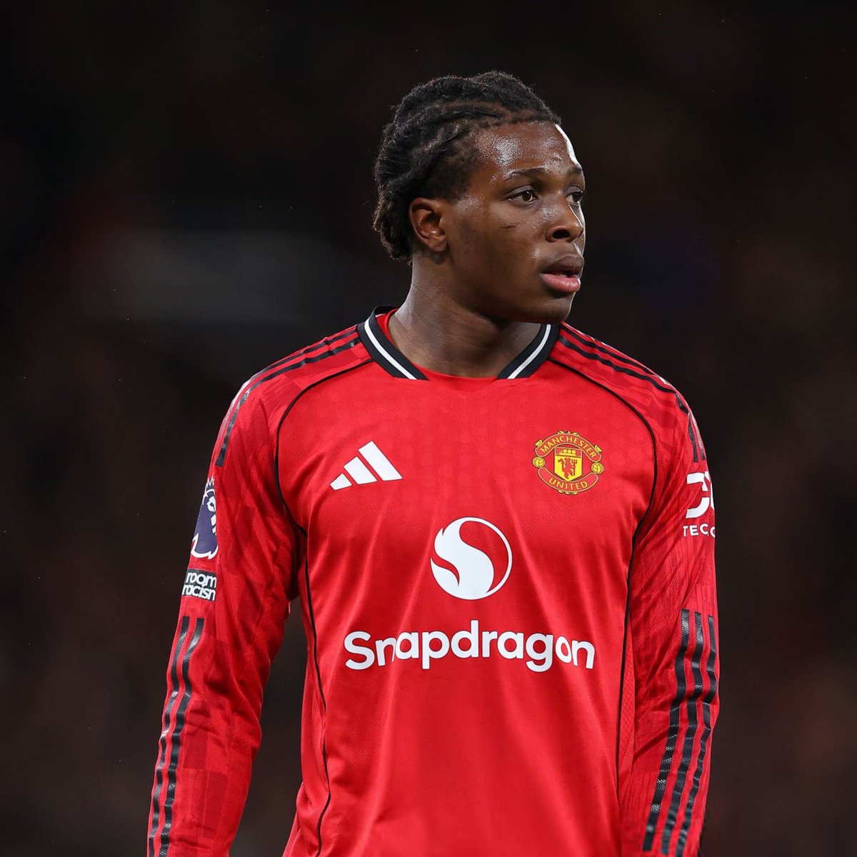 ManUnitedZone's tweet photo. 🚨 Amorim on Patrick Dorgu: “I don't know what is going to happen in January. What i feel, when I see them training, they are doing so much better than in games. Patrick, when I see him playing for the national team, he scored a great goal against Scotland. The decision he made under pressure was completely different to the decision he is making in our team.

He needs to be calmer playing the game. You can feel the anxiety every time Patrick touches the ball. I can feel the anxiety.”

#MUFC